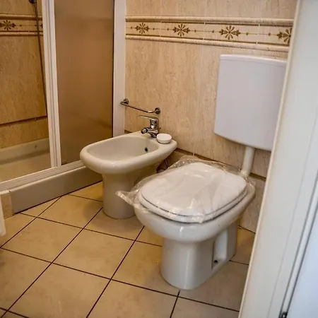 Forever Sunrise: In Centro Lejlighed Alba (Piedmont)