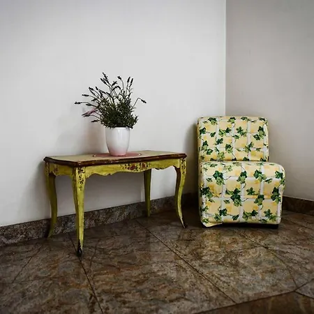 Forever Sunrise: In Centro Lejlighed *