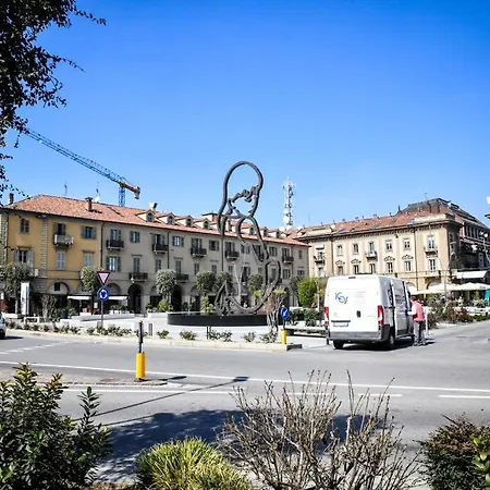Apartment Forever Sunrise: In Centro Alba (Piedmont)