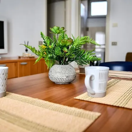 Forever Sunrise: In Centro