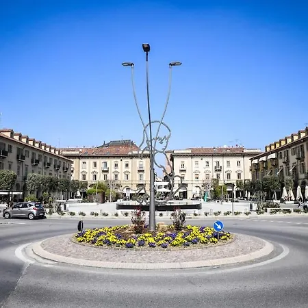 Forever Sunrise: In Centro Apartment Alba (Piedmont)